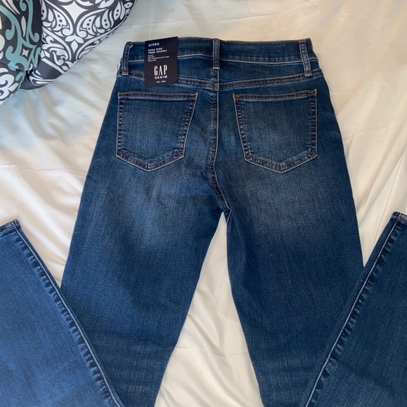 Gap Denim Woman’s Jeans - Picture 4 of 5